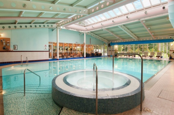Hilton Dunkeld House - Swimming Pool with Whirpool