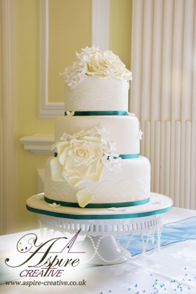 Aspire-Creative - Wedding Cake Photography